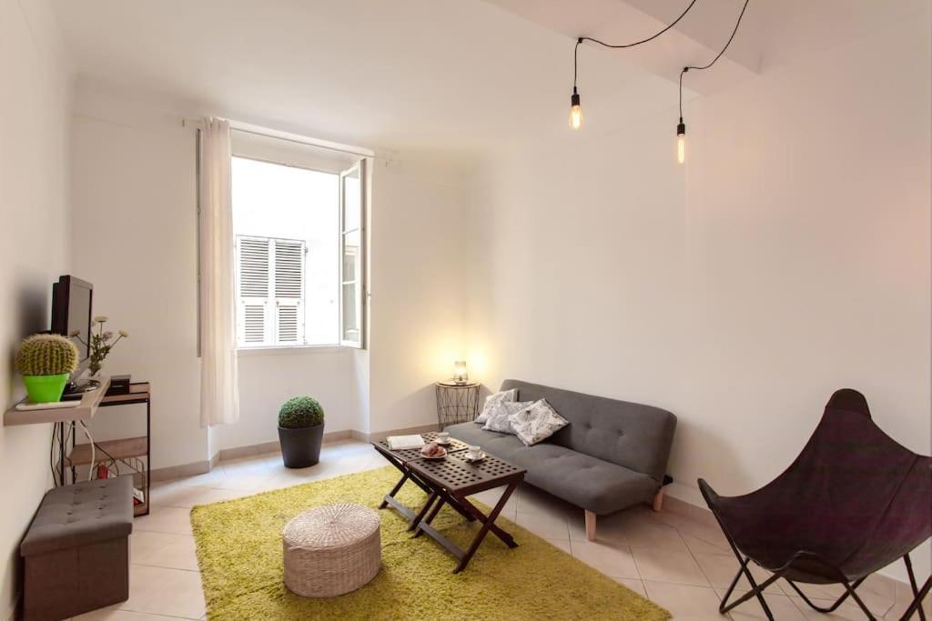 Ferienwohnung L23 Rossetti Old Town 3 Min To The Sea/Ac & Wifi Nizza Exterior foto